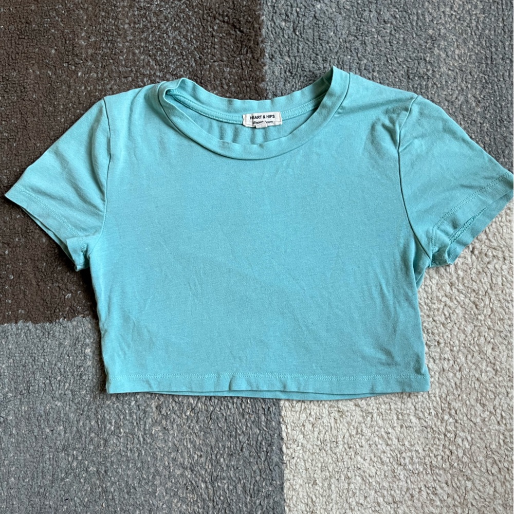Heart Hips Turquoise Short Sleeve Tee